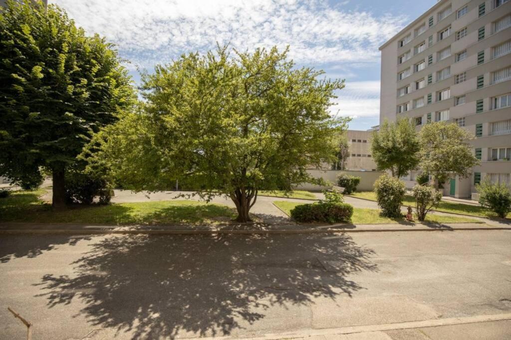 Home Ganusha Cosy 3 Chambres Parking Gratuit Balcon Grenoble Bagian luar foto